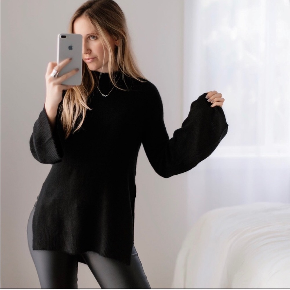 SoldOut11thStreet - Picture 3 of 8